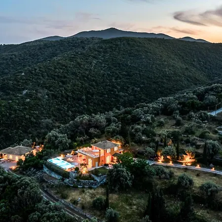 Kronos Estate Lefkada - 5 Star Luxury * Микрос-Гиалос