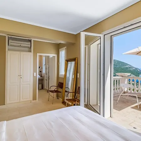 Вилла Kronos Estate Lefkada - 5 Star Luxury