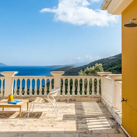 Вилла Kronos Estate Lefkada - 5 Star Luxury Микрос-Гиалос