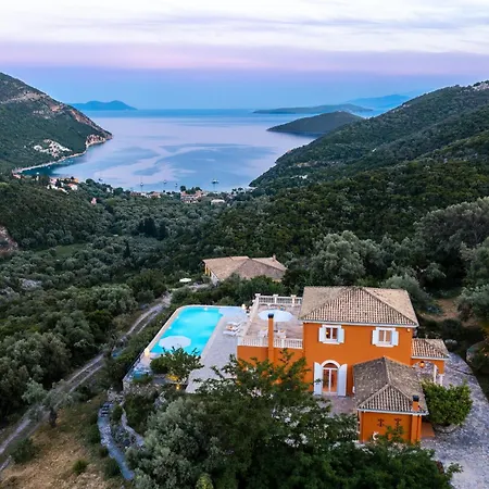 Kronos Estate Lefkada - 5 Star Luxury * Микрос-Гиалос