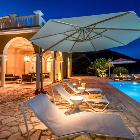 Villa Kronos Estate Lefkada - 5 Star Luxury Mesochorion (Evrytania)